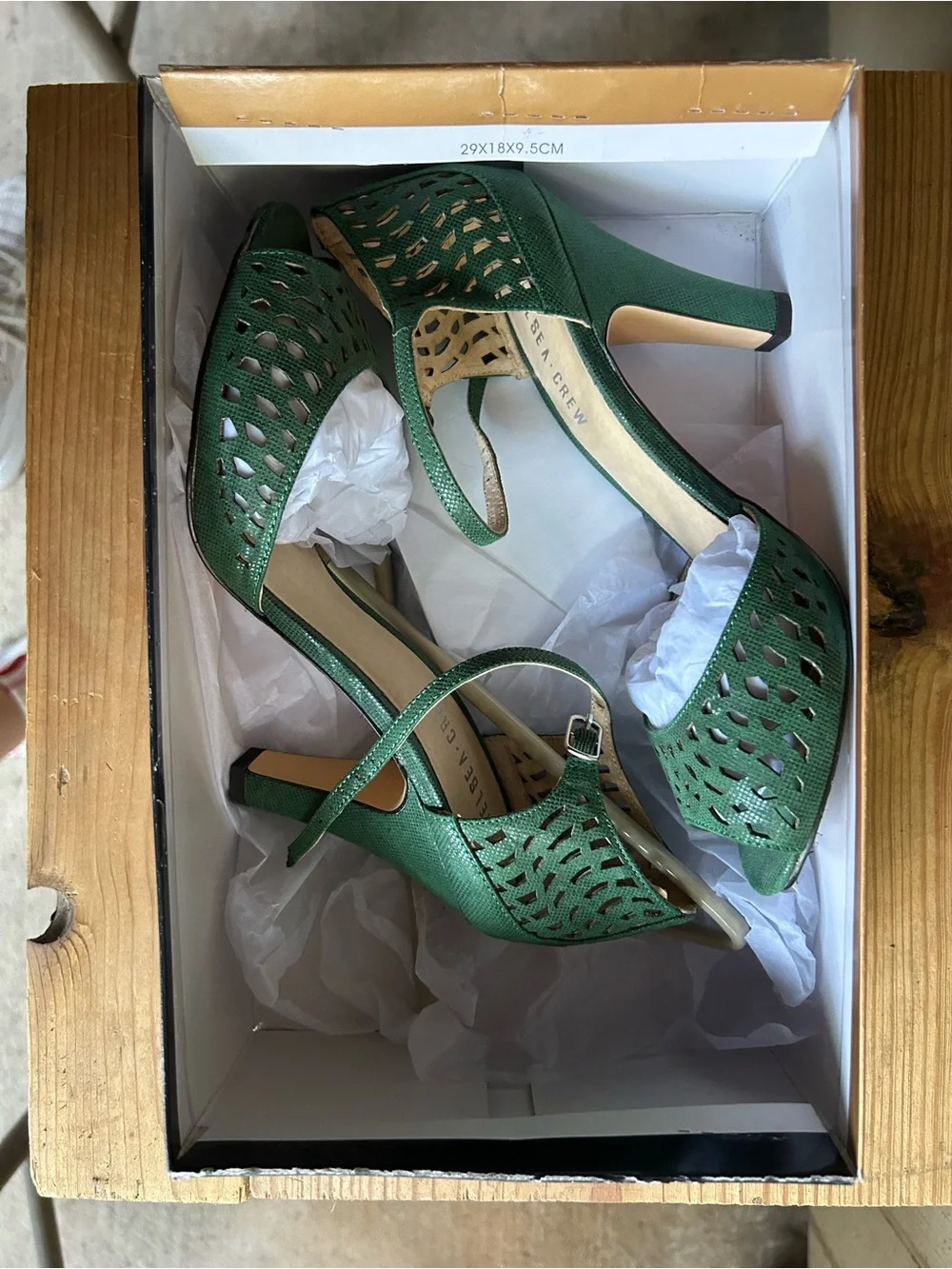 Chelsea Crew Liza Green Peep-Toe Laser Cut High Heel Sandals - Women size 8